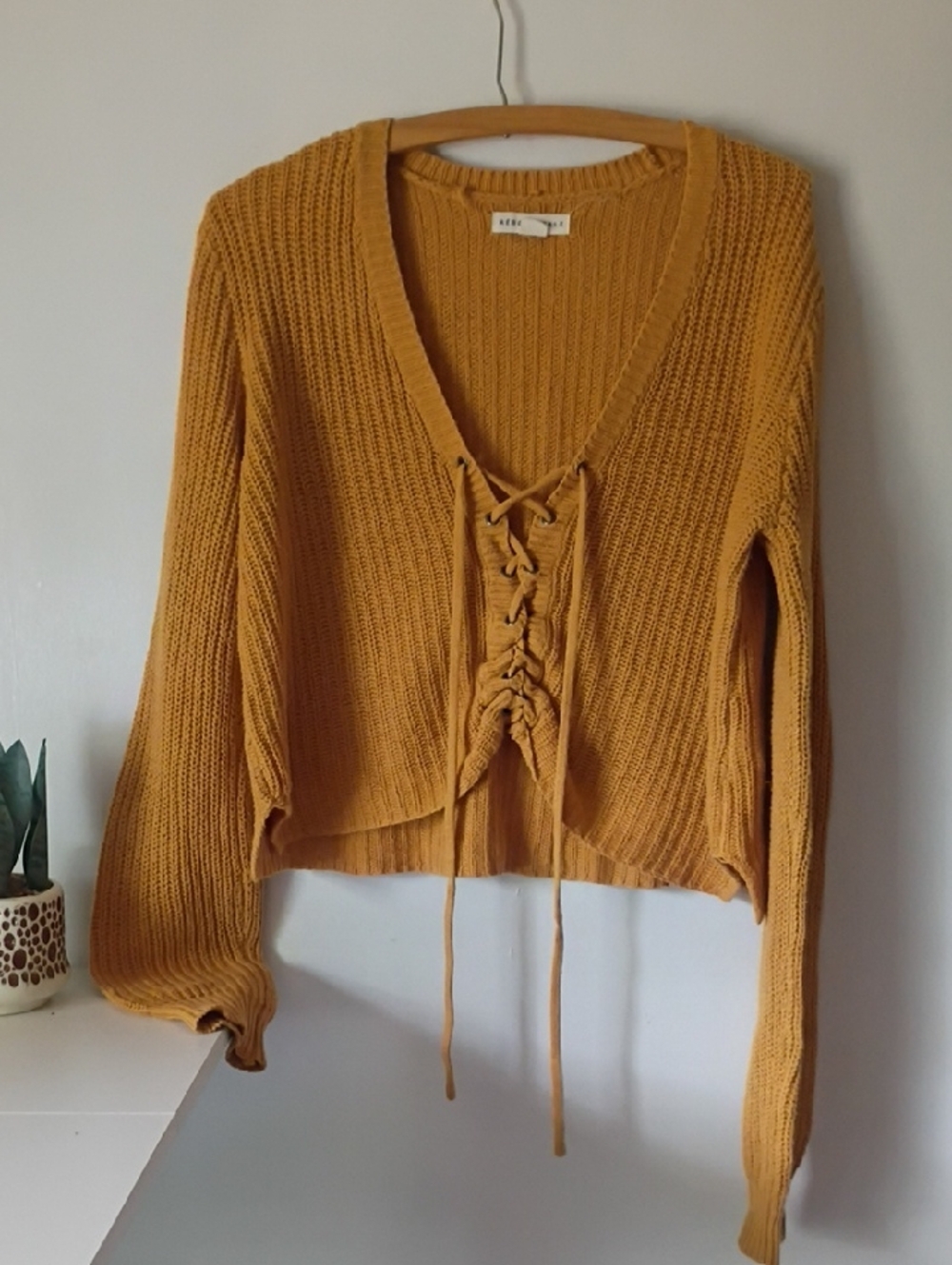 Aeropostale Mustard Lace-Up V-Neck Women’s Sweater small